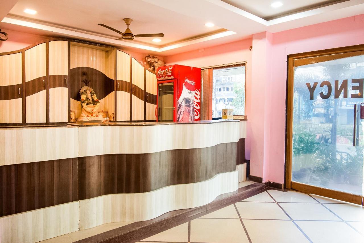 Oyo 62964 Hotel Vandana Grand Nellore Luaran gambar